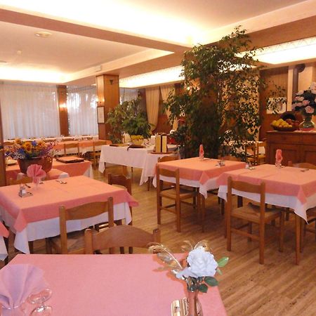 Albergo Ristorante Cima I Pra' Ponte nellʼAlpi Dış mekan fotoğraf