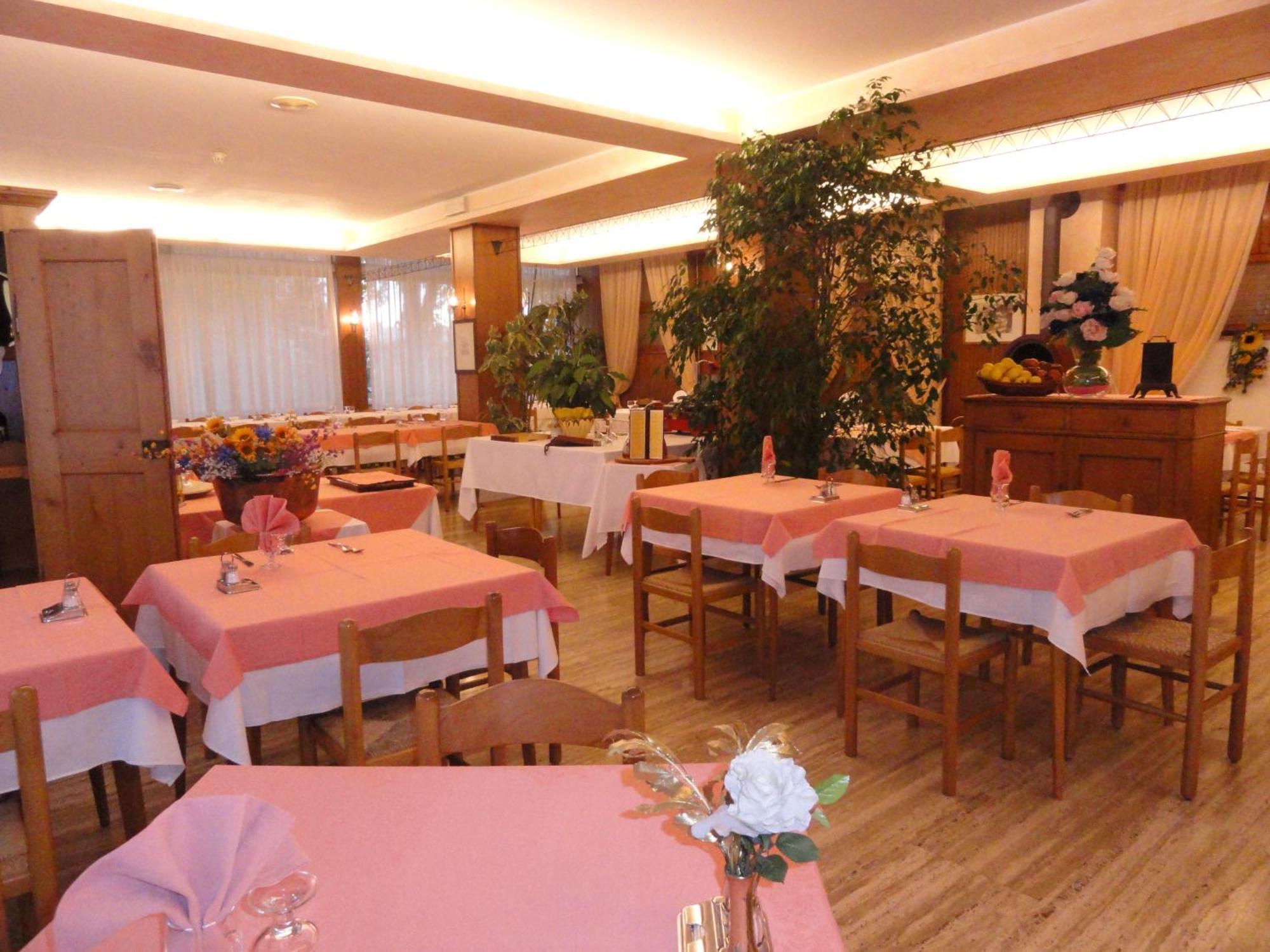 Albergo Ristorante Cima I Pra' Ponte nellʼAlpi Dış mekan fotoğraf